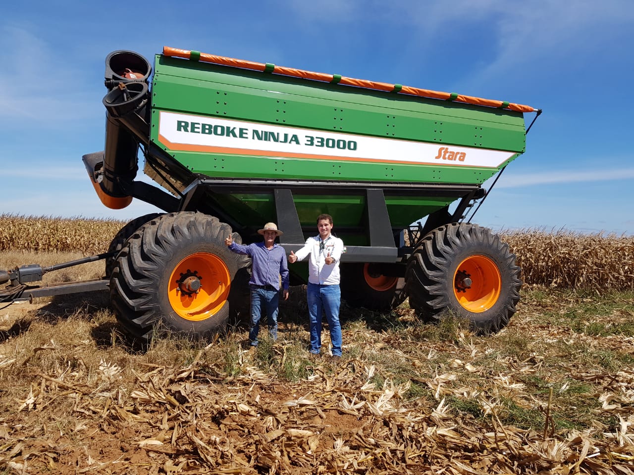 Concessionária Agriterra realiza entrega de Reboke Ninja 33000 em Lucas do Rio Verde, MT